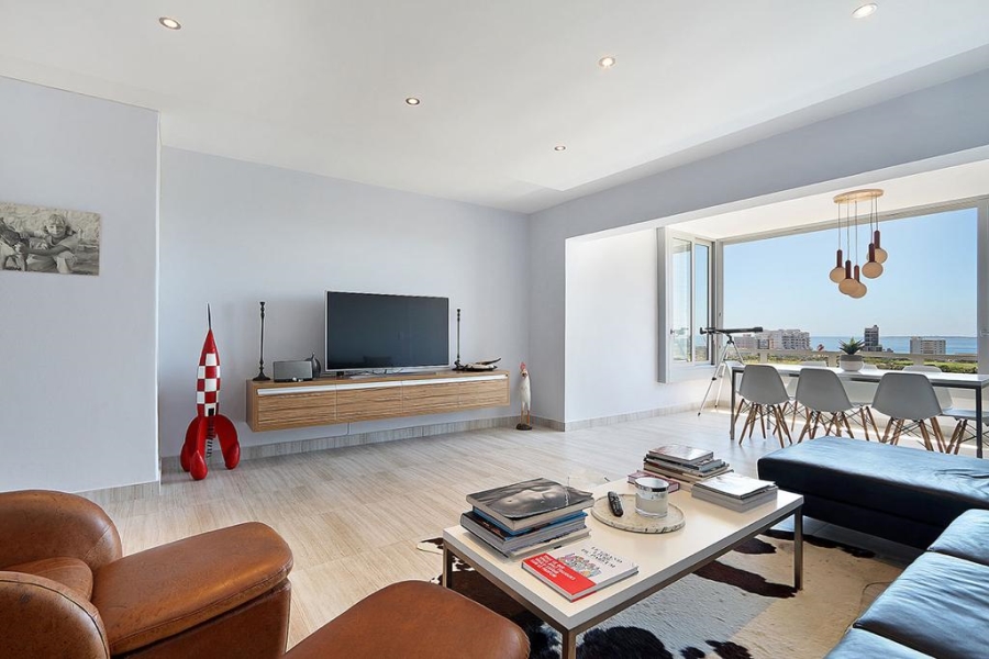 To Let 3 Bedroom Property for Rent in Green Point Western Cape